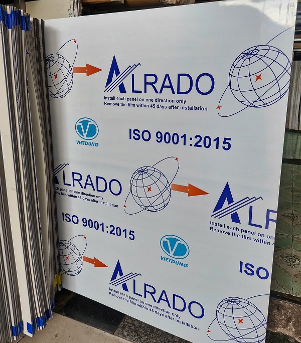 Alu Alrado là thương hiệu alu giá rẻ sử dụng trong nhà phổ biến
